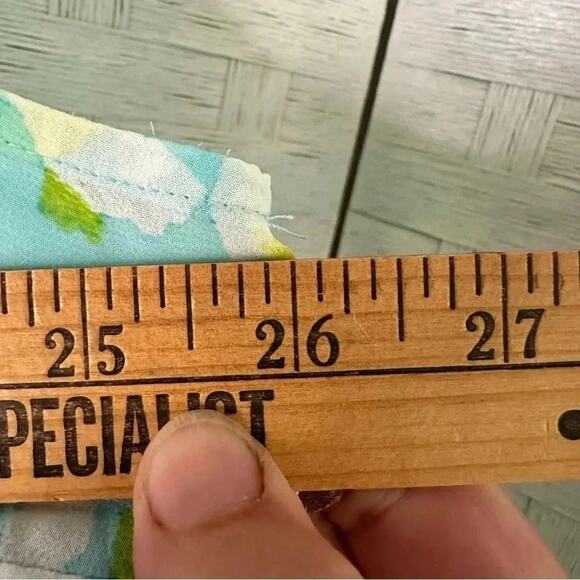 Lane Bryant sheer sleeveless blouse, colorful, business casual top plus size - Picture 8 of 9